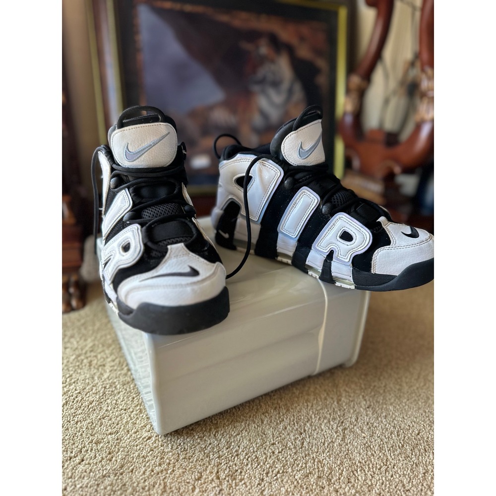 Nike Black and White Athletic Shoes